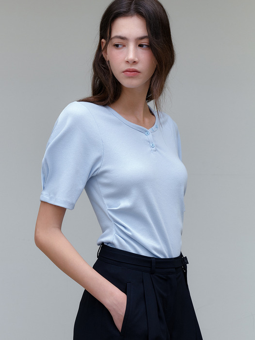 comos 1161 heart neck button T-shirt (sky blue)