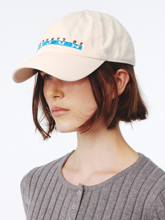 Logo Cap UNISEX Ivory