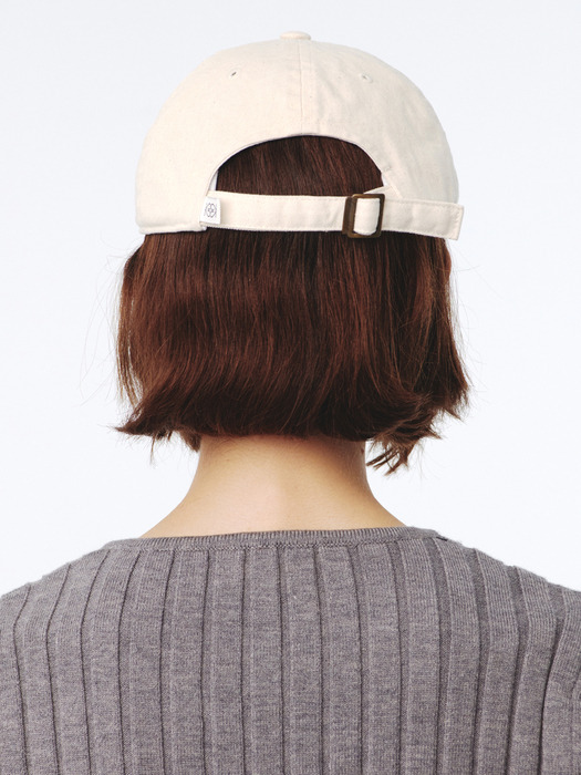 Logo Cap UNISEX Ivory