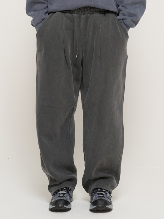 IN PIGMENT NAPPING TRAINING WIDE STRAIGHT PANTS  (CHARCOAL)