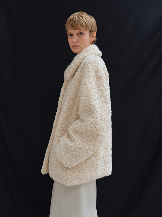 TFW COLLAR FLUFFY SHEARING JACKET_2COLORS