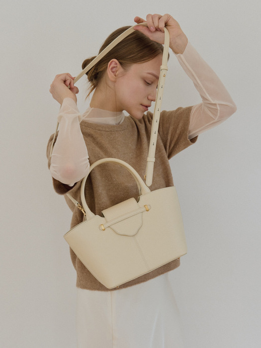 [단독] Rover panier bag - medium / Cream beige
