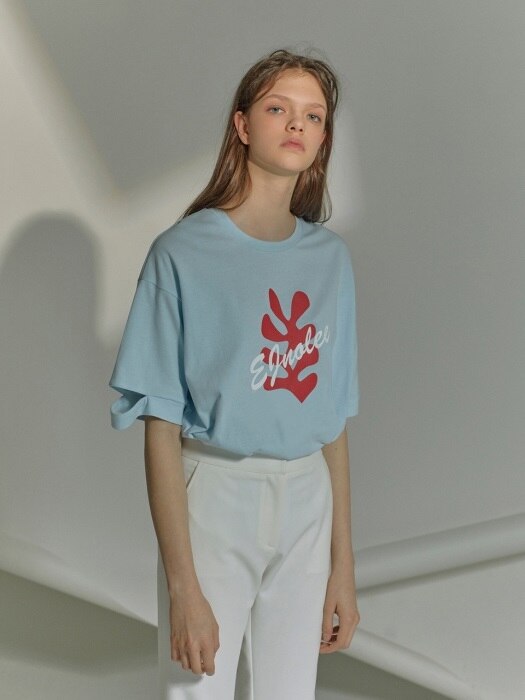 Light blue T-Shirt with red leaf print 