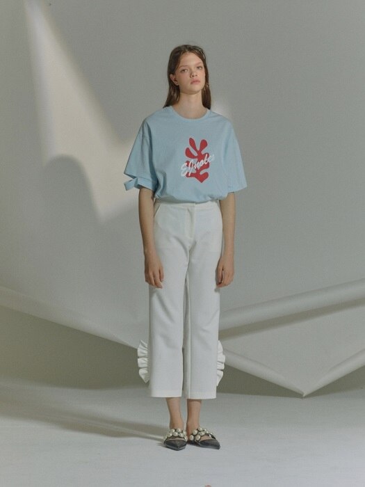 Light blue T-Shirt with red leaf print 
