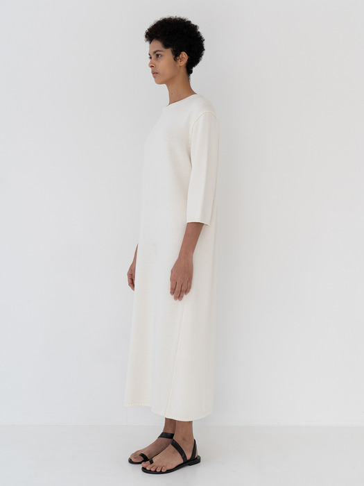 Boxy knit dress [White]