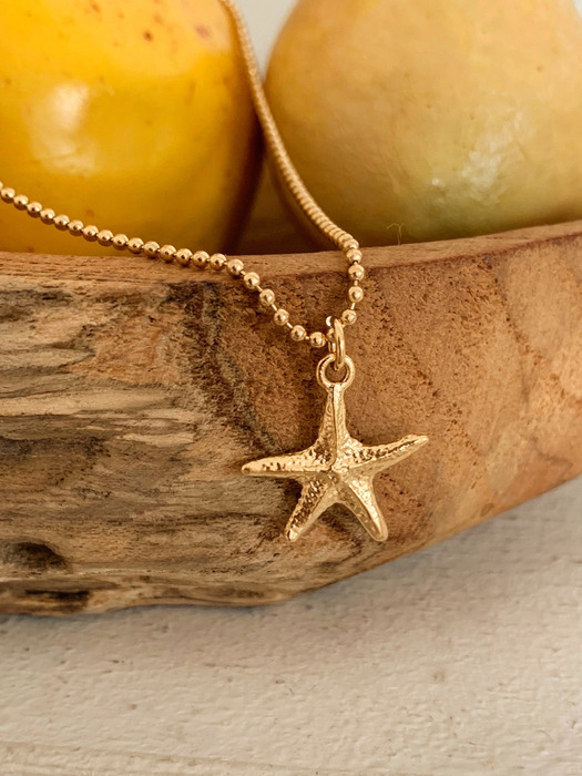 Starfish texture silver necklace