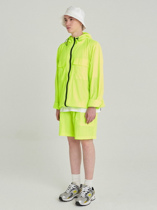 LIGHT WEIGHT WINDBREAKER SET UP_LIME