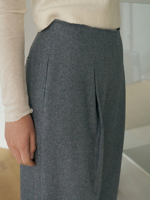 raw cut wool pants (grey)