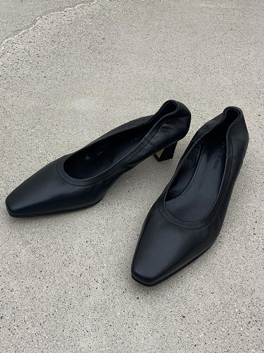 slinn wrinkle pumps_ black