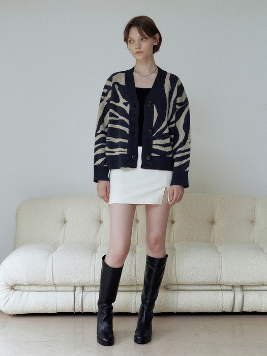 Hardy Cardigan_Zebra