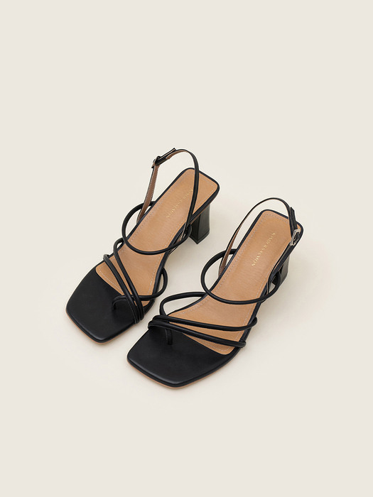 SS22 String Sandal Heel Black