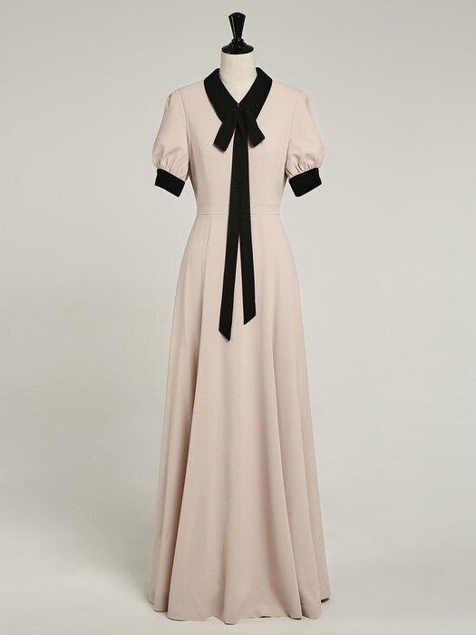 EVELYN Ribbon tied puff sleeve maxi dress (Pink beige & Black)