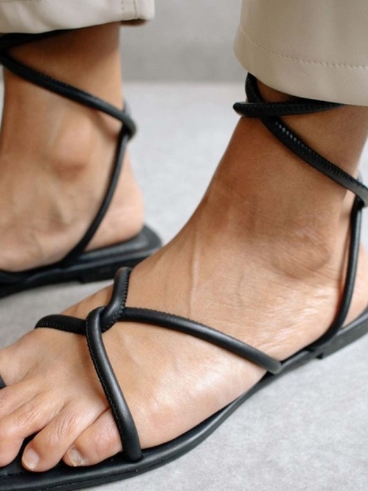 Lace It Up Black Flat Sandal