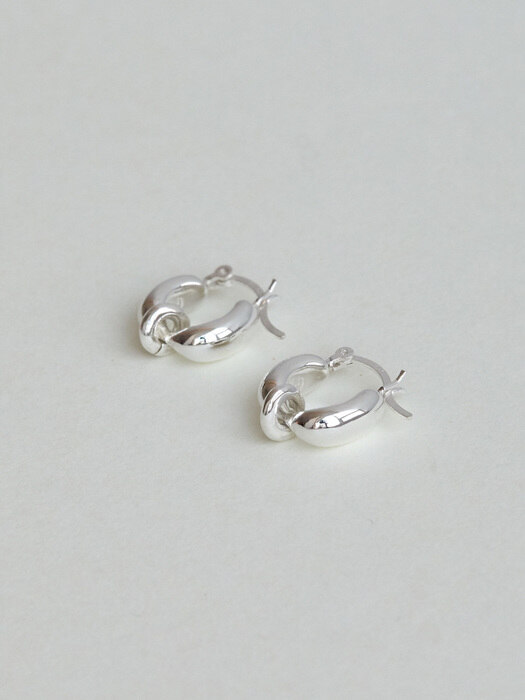 02-14 connect (Earring)