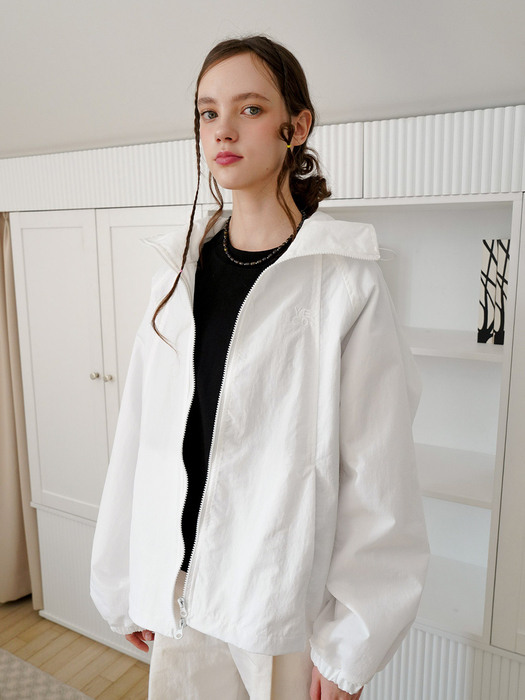 HOODI WIND BREAKER - WHITE