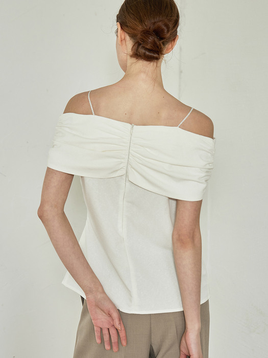 comos 863 twist off-shoulder blouse (ivory)