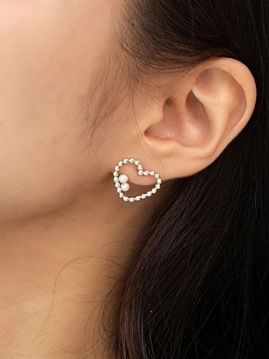Heart ball chain pearl earring