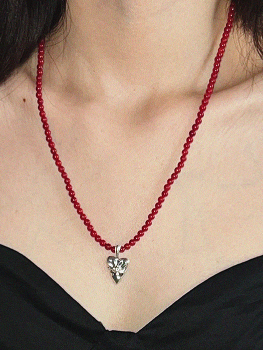 HEART RED CORAL NECKLACE