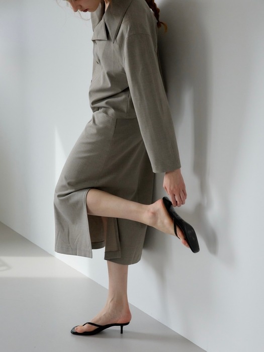 Soft classy skirts _ beige