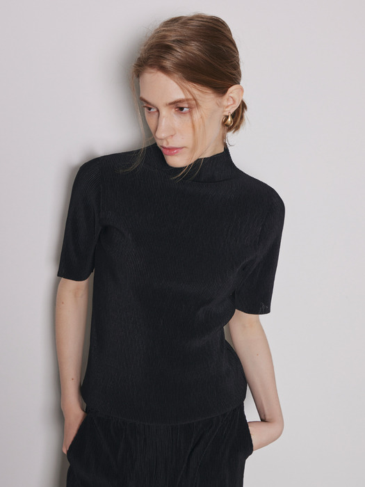 Pleats Short Sleeve Top_Black