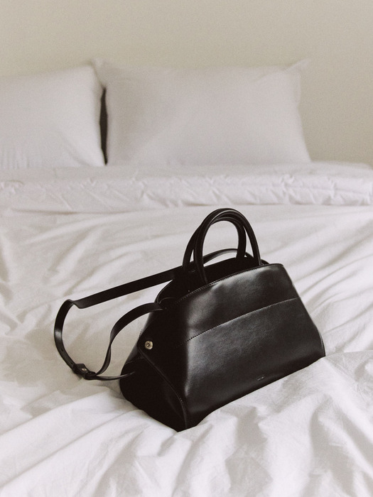 [단독]Nadel Bag_Soft Black