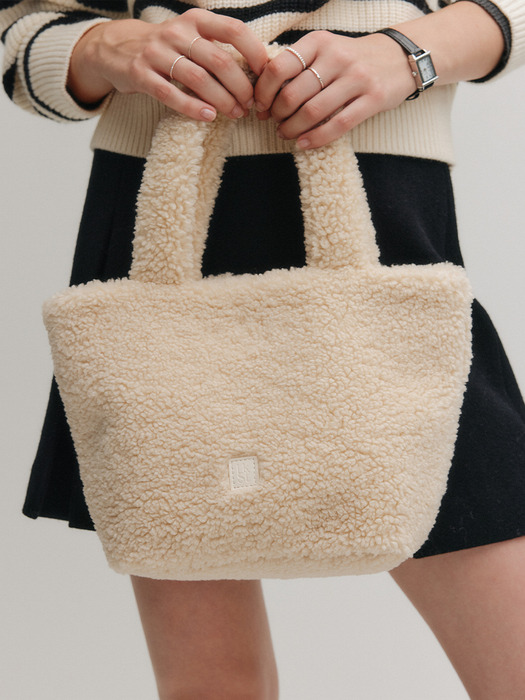 라일리 플러피 백 / RILEY FLUFFY BAG_2colors