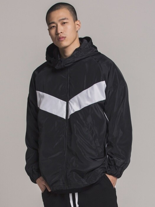 V SHELL JACKET BLACK