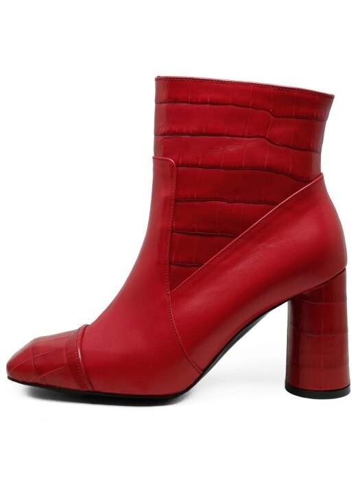 JDB18023_LEATHER COLOR MATCH ANKLE BOOTS_RED