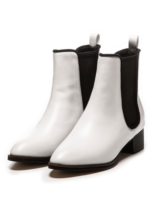 Chelsea Boots (White)