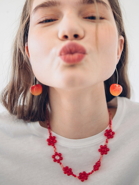 red flower necklace