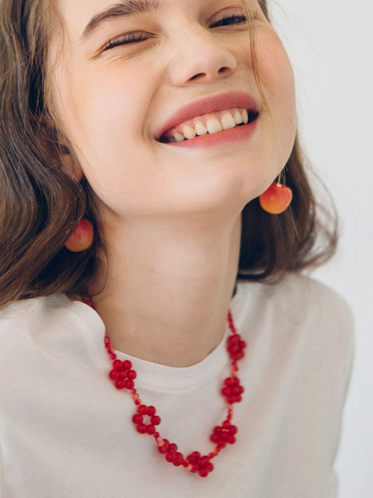 red flower necklace