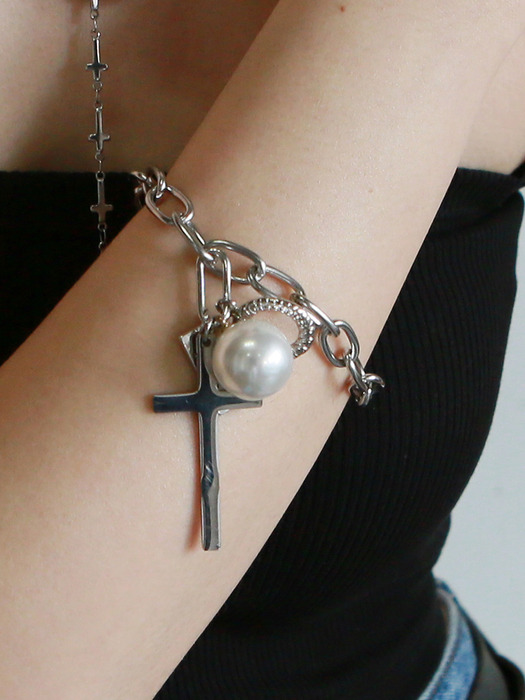 cross pearl bracelet-silver