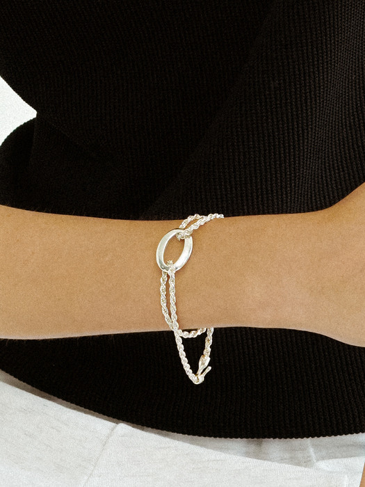 round link bracelet