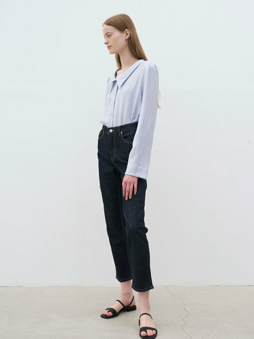  21 Summer_ Indigo High-Rise Ankle Jeans 