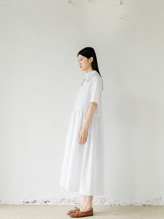 OFF WHITE LACE COLLAR DRESS