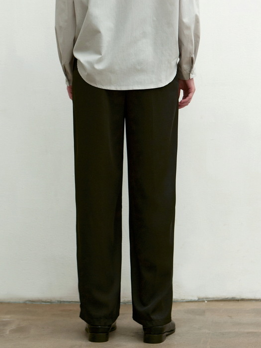 PIN TUCK LONG SLACKS_BLACK