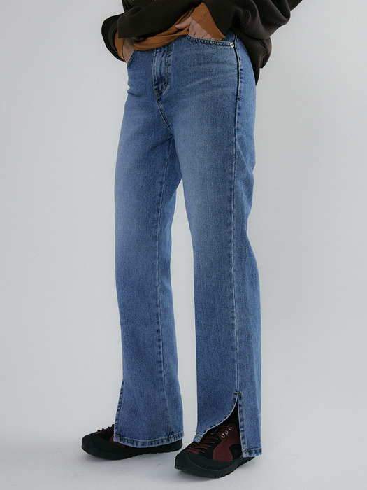 KACK SIDE SLIT DENIM PANTS