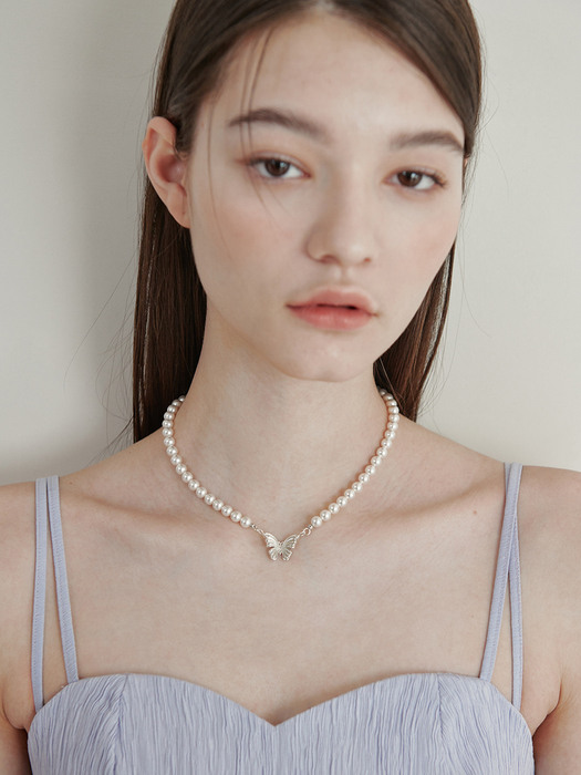 Butterfly Pearl Choker