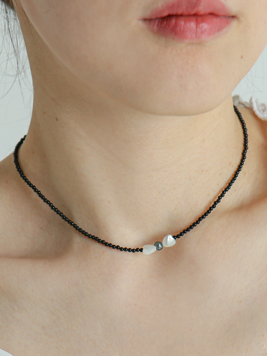 Onyx RibbonPoint Silver Necklace In358 [Silver]