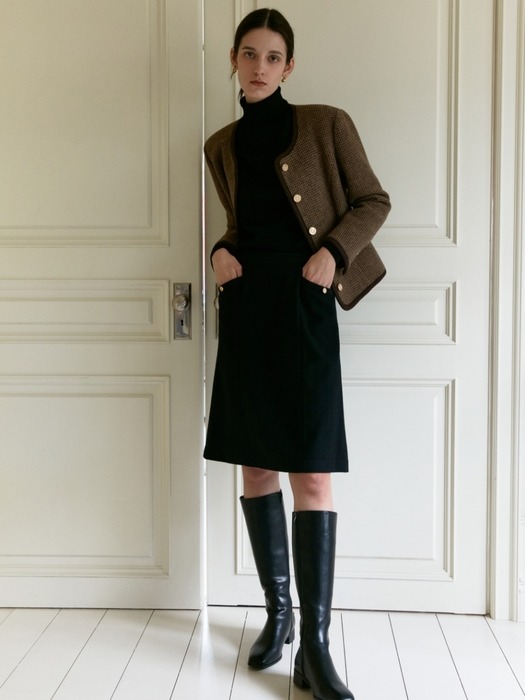 A-line wool midi skirt (black)