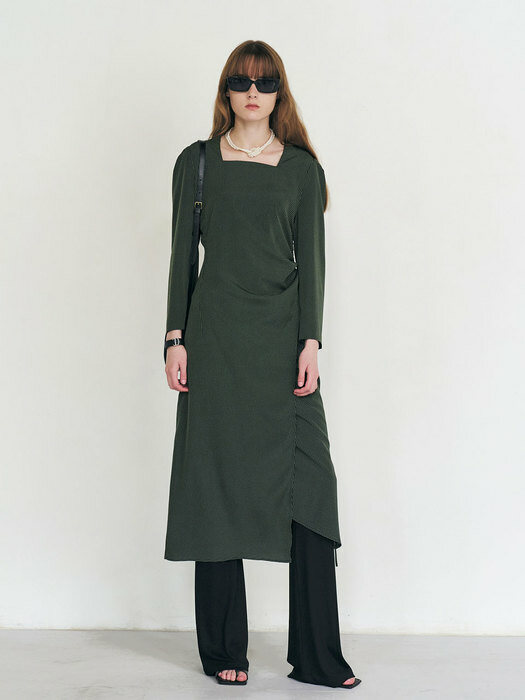 22 Fall_ Green Check Side String Midi Dress