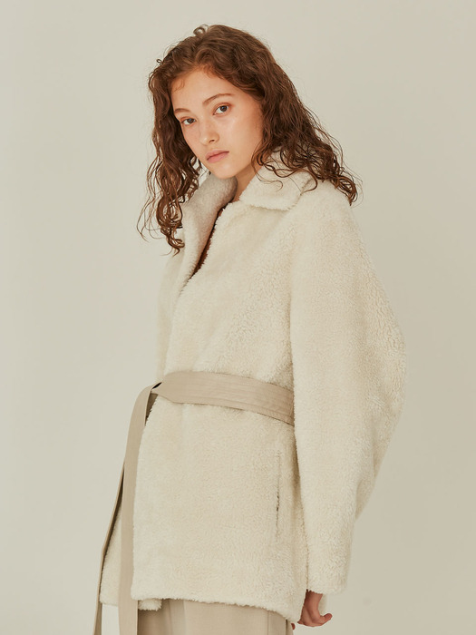 HERE SHEARLING JACKET (IVORY)