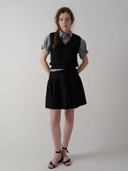 Pou flare skirt (Black)