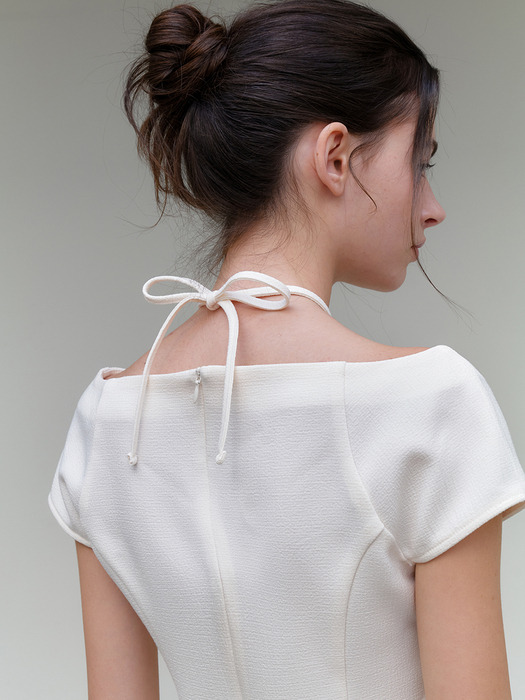 comos 1179 boat neck ribbon blouse (ivory)