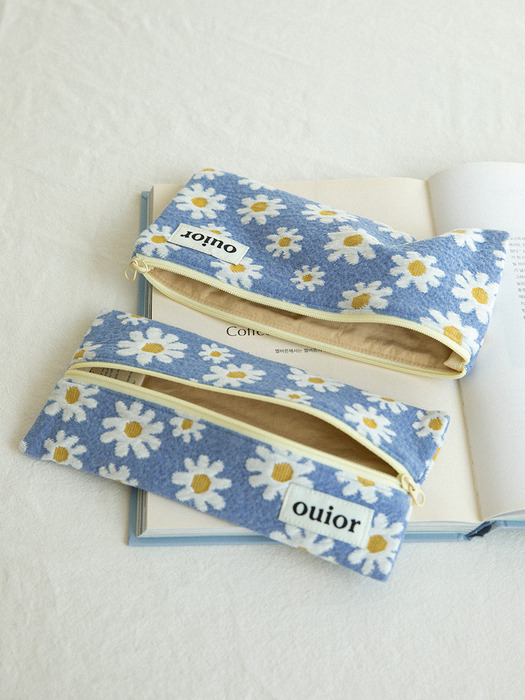 ouior flat pencil case - marguerite blue (middle zipper)