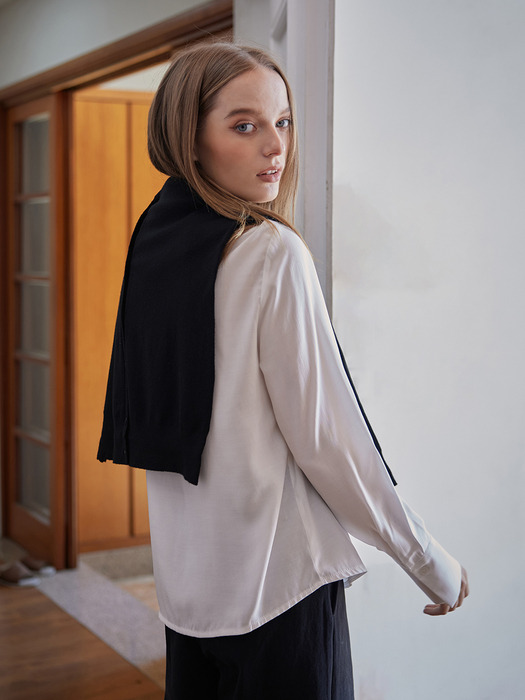 TIESET SIMPLE BLOUSE - IVORY