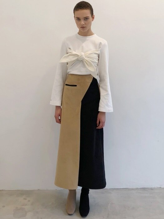 18 WINTER corduroy long skirt (beige+black)