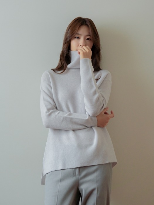 Cashmere Turtleneck - Dove