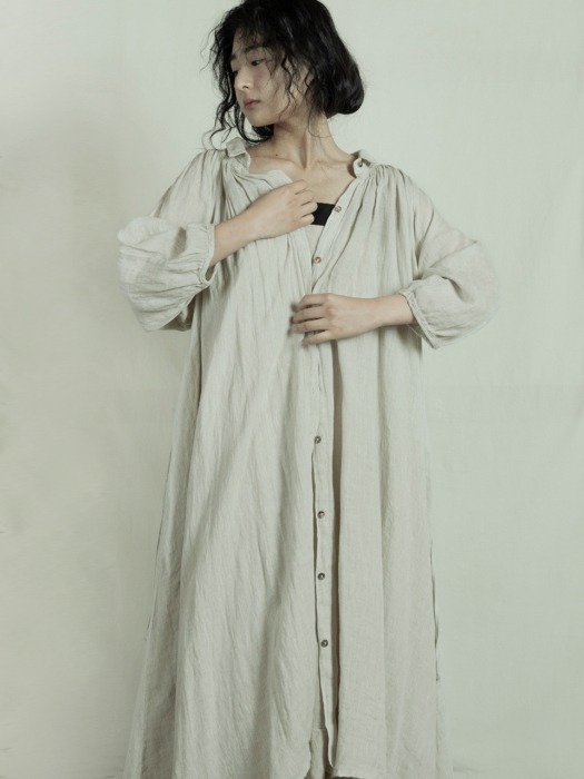 셜 칼라 드레스 : Shirr collar dress