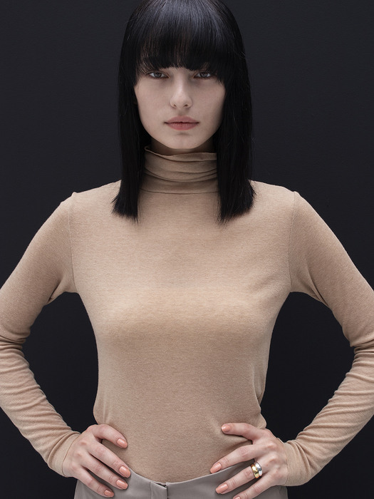 JERSEY TURTLENECK PULLOVER in 2 COLORS [U0W0X401]